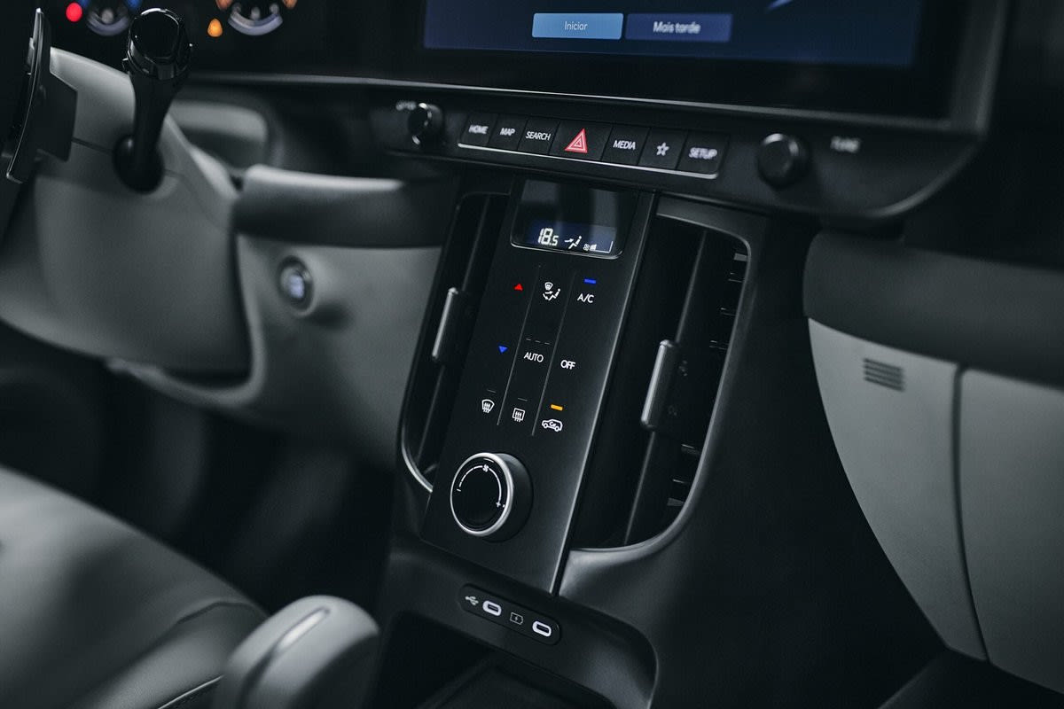 Hyundai i20: новое поколение во внедорожном стиле дебютировало в Бразилии - photo 14