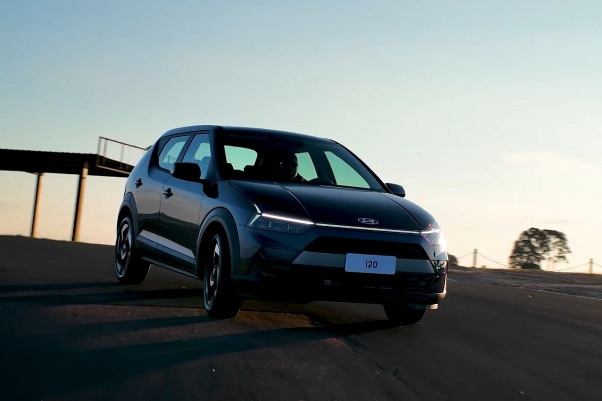 Hyundai i20: новое поколение во внедорожном стиле дебютировало в Бразилии - photo 24