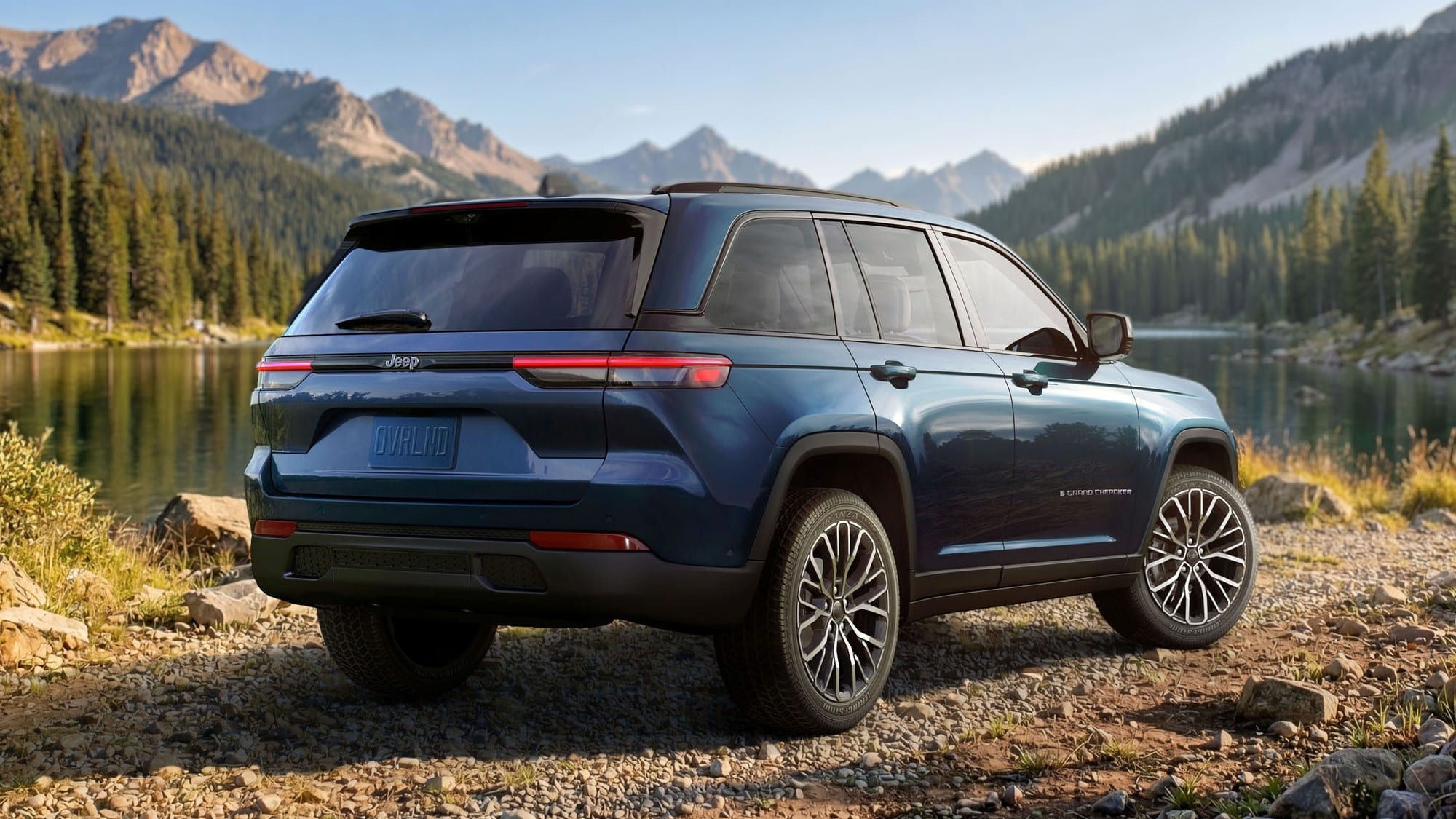 Jeep Grand Cherokee: Trailhawk and Overland return, petrol-only - photo 11