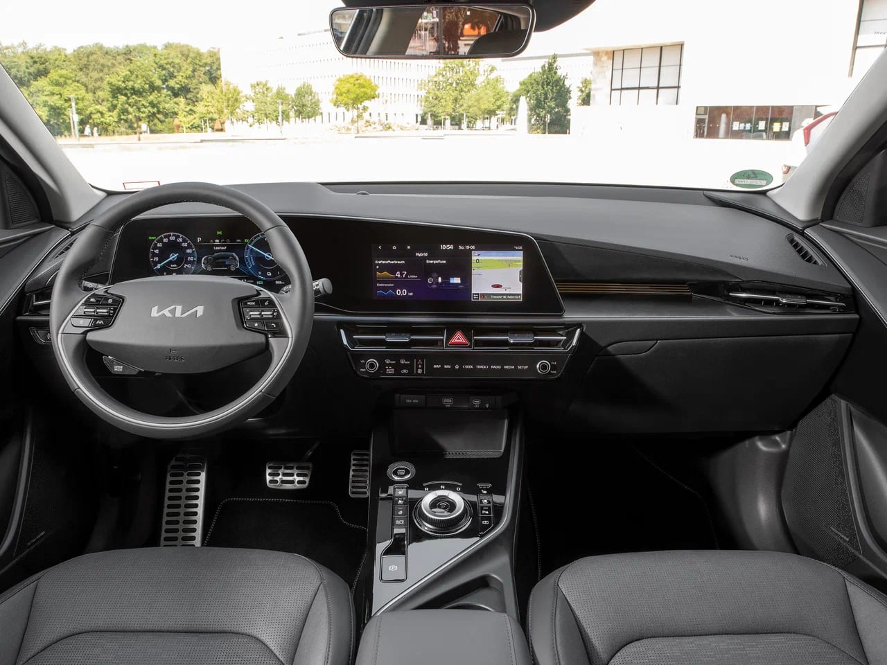 Kia Niro: рестайлинг для Европы с гибридным мотором — PHEV и EV сняты — photo 4