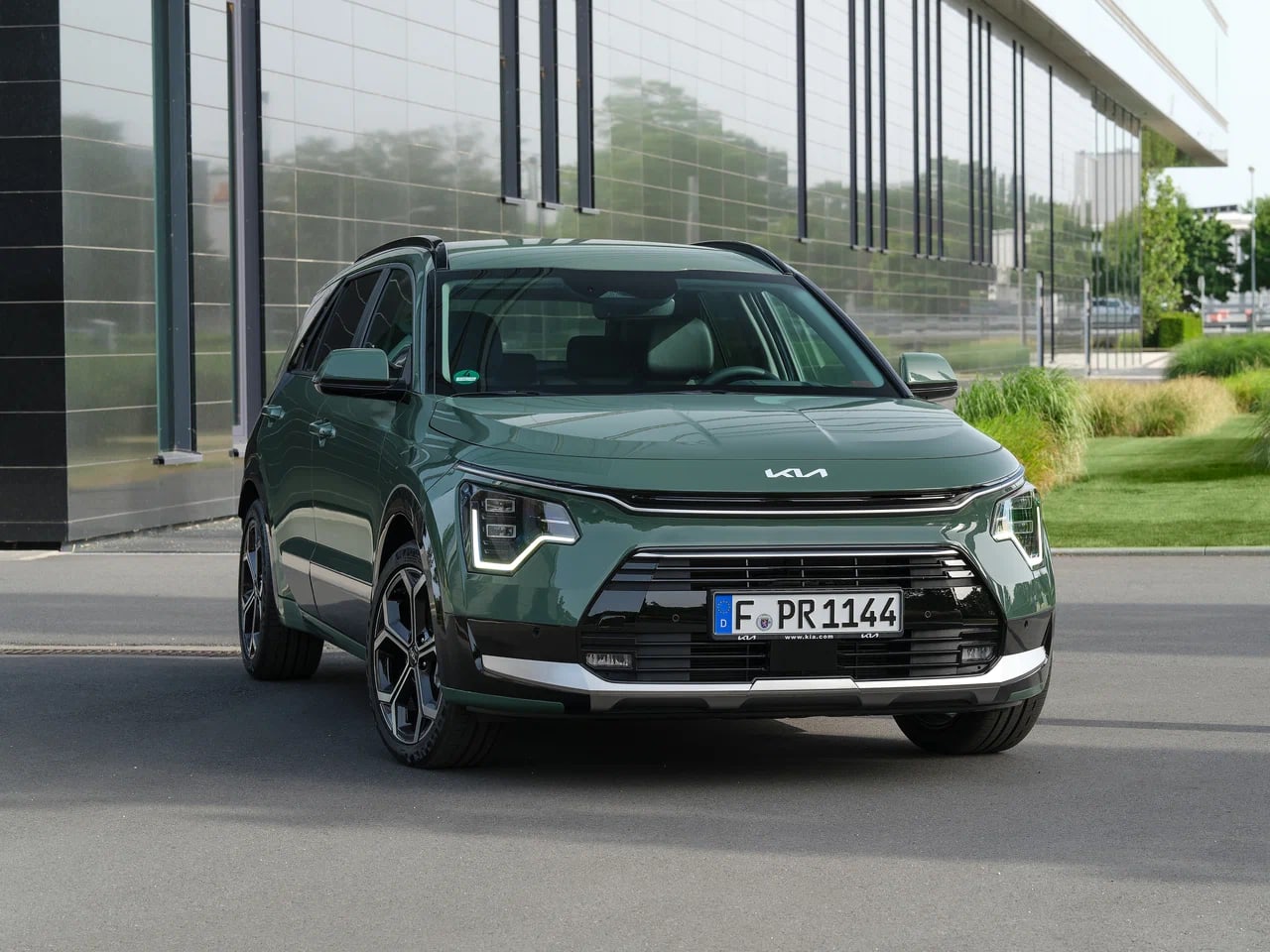 Kia Niro: рестайлинг для Европы с гибридным мотором — PHEV и EV сняты — photo 5