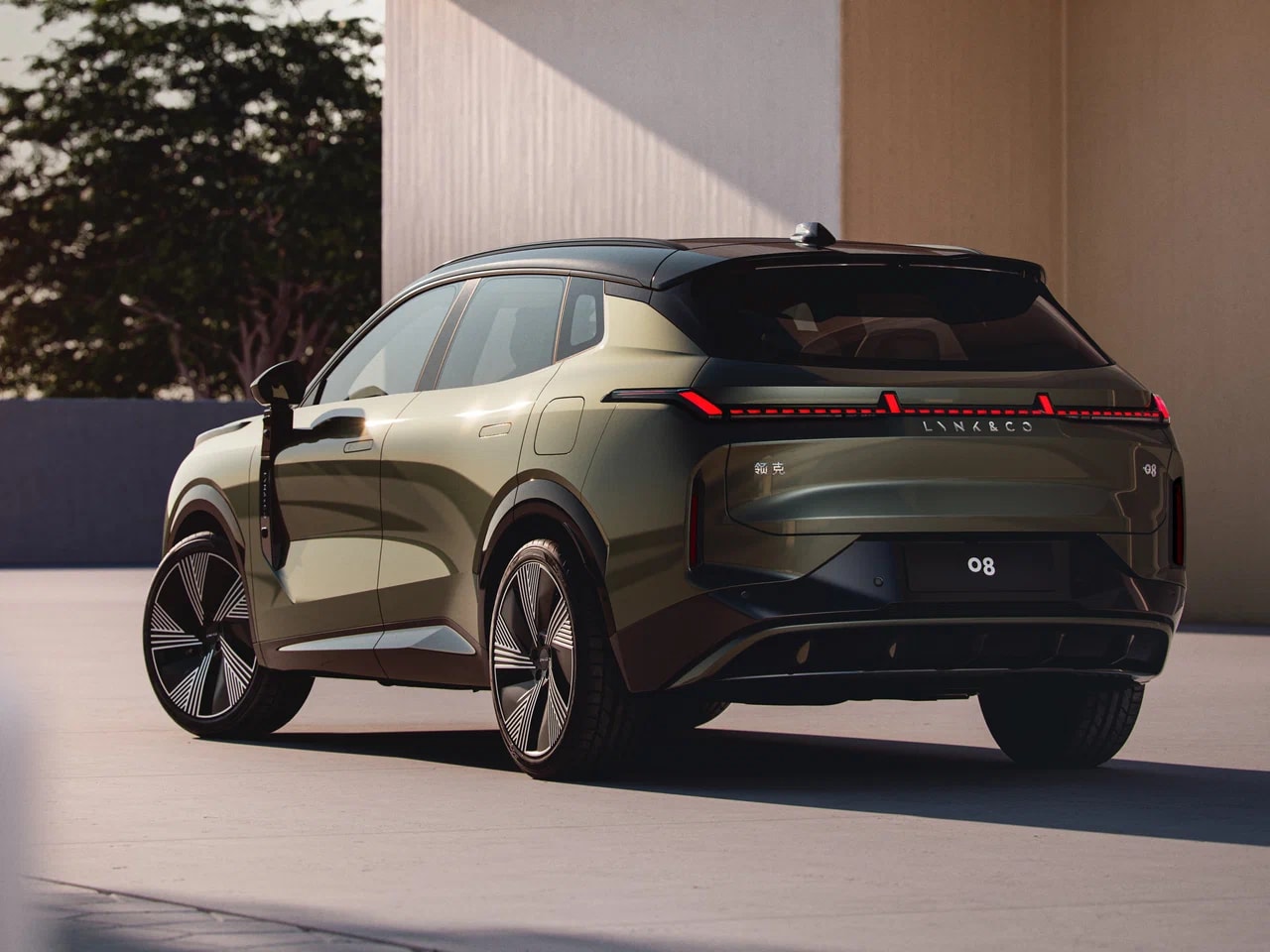 Lynk & Co 08 — photo 5