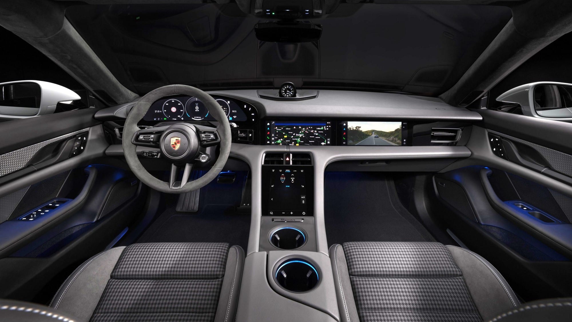 Porsche Taycan: production paused as sales fall 22% in 2025 — photo 2