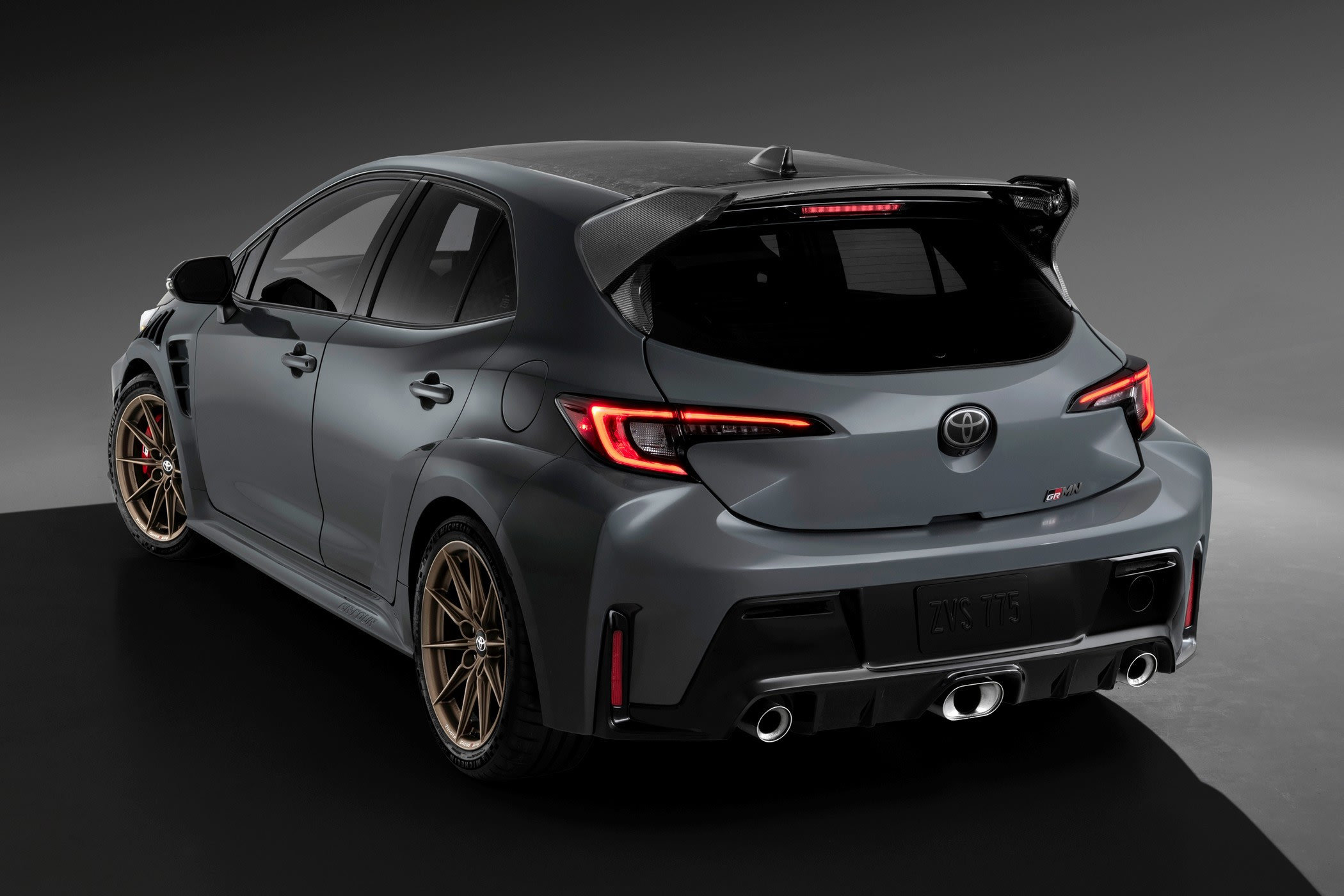 Toyota GRMN Corolla: a hardcore, Nürburgring-honed hot hatch with 304 hp and a manual only - photo 18