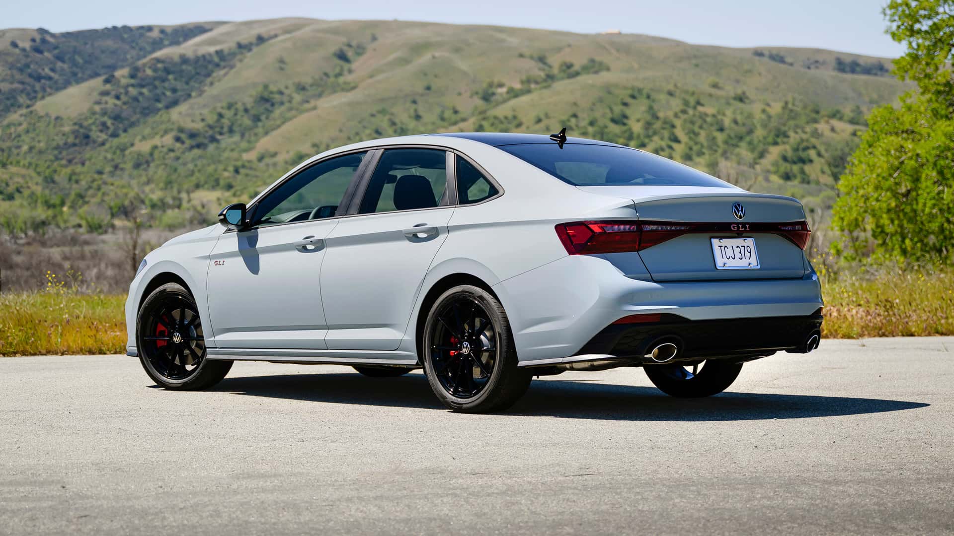 Volkswagen Drops Its Last Manual in the US — Jetta GLI Goes Automatic-Only — photo 3
