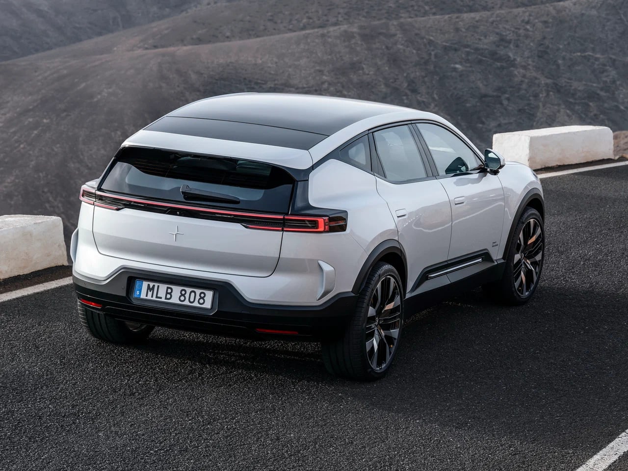 US bars Polestar from selling new cars - including the ones it builds in America - photo 6