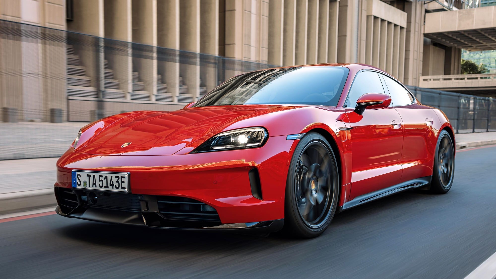 Porsche Taycan 2027: E-Shift simulates eight gears via paddles, NACS becomes standard - photo 10