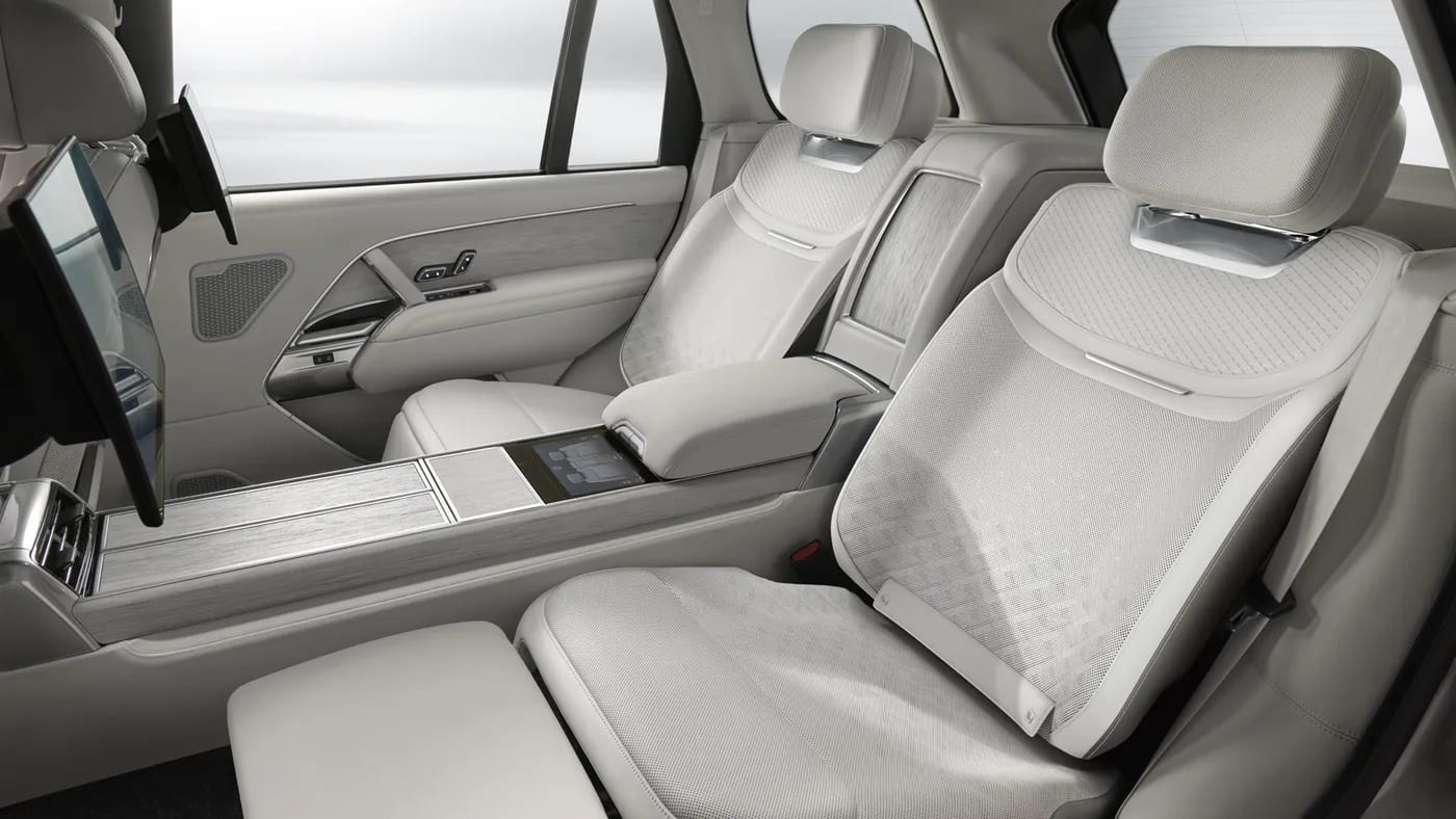 land-rover Range Rover SV Ultra — photo 12