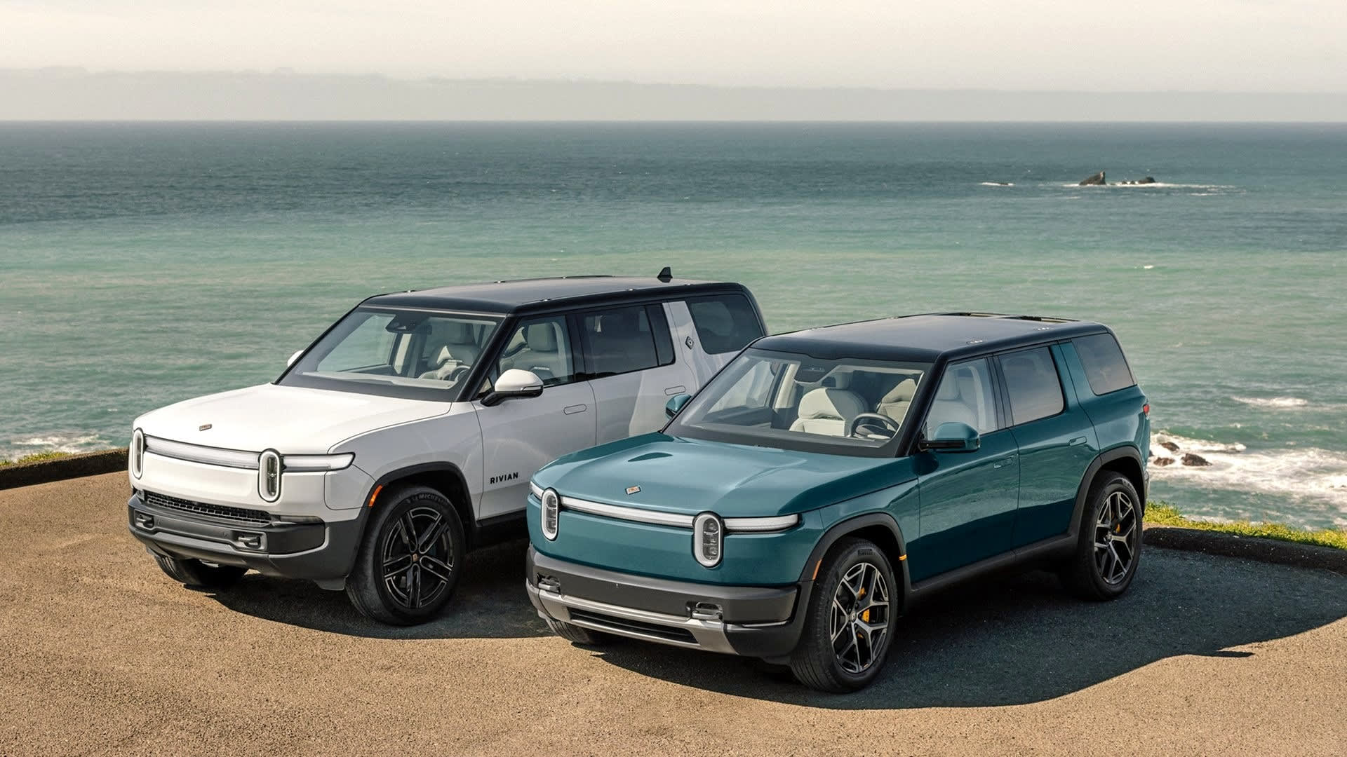 Rivian R2 deliveries begin: the $48,490 SUV the company is built around - photo 2