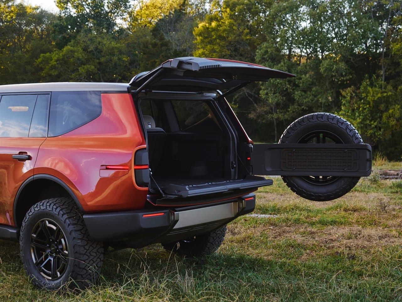 Scout Motors reveals its first two models - the Traveler SUV and Terra pickup - photo 6