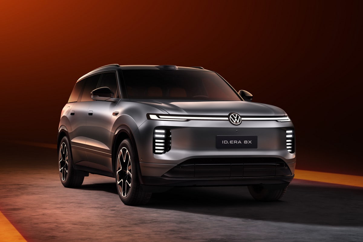 VW announces the ID.Era 8X: a smaller, five-seat EREV below the 9X flagship