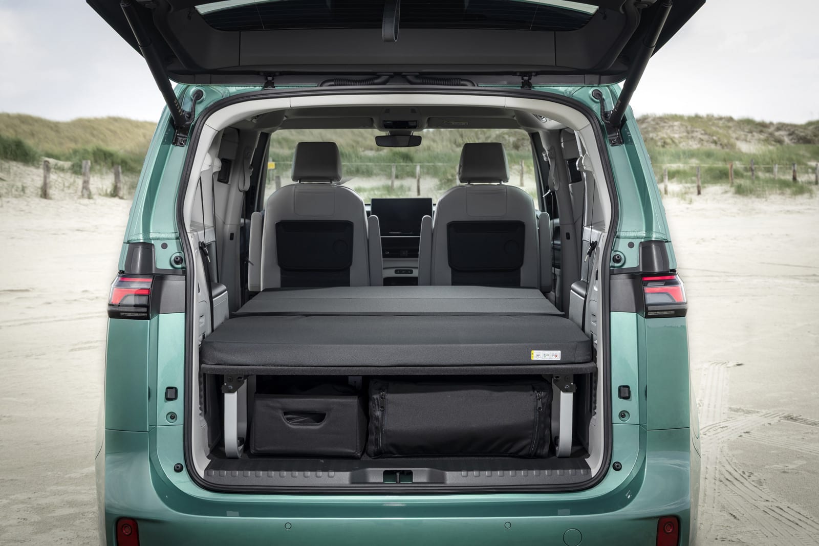 Volkswagen's ID. Buzz turns camper with a €2,600 (about $2,830) Good-Night package - photo 3