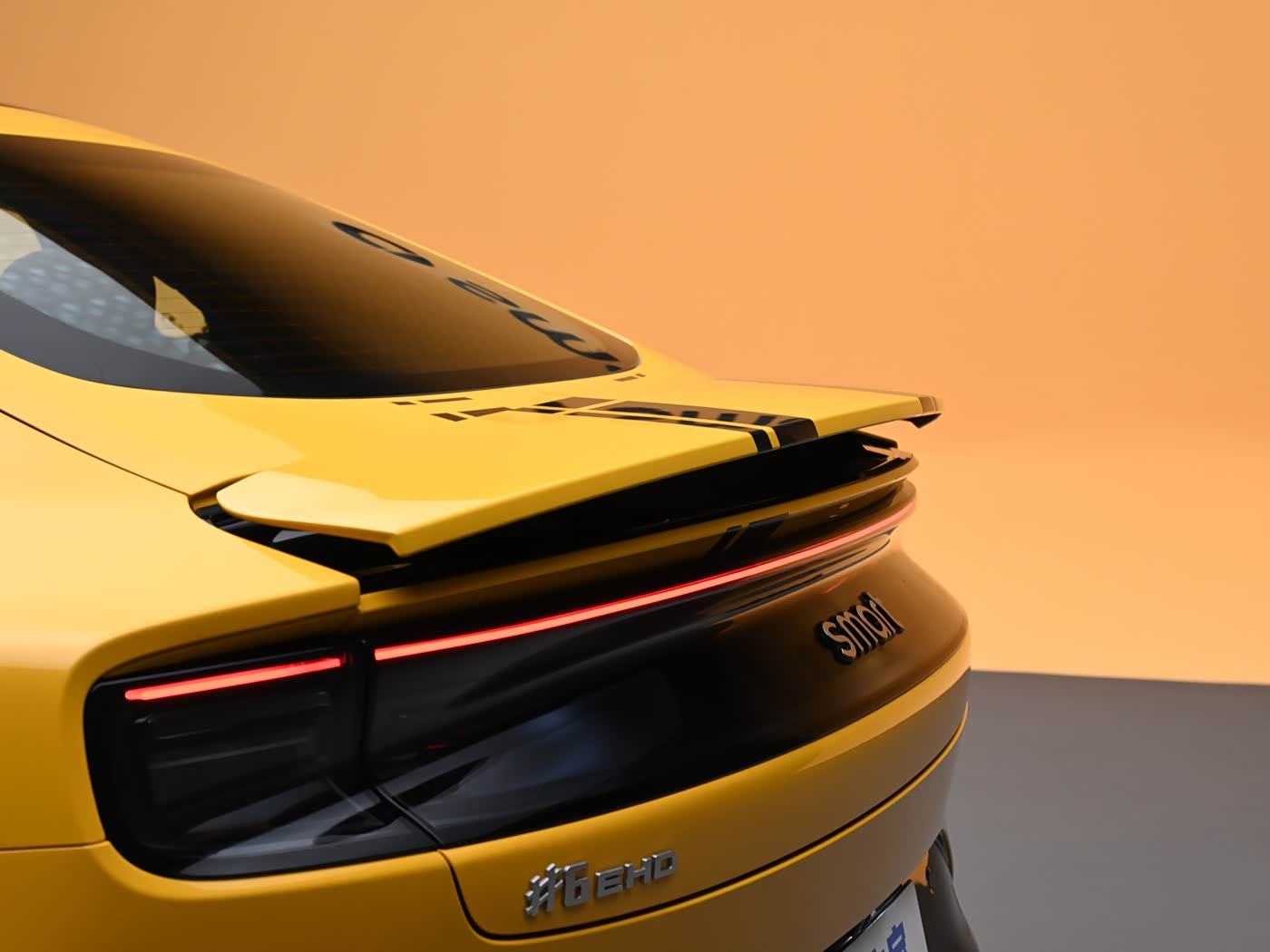 smart #6 goes on sale in China: a 435 hp PHEV fastback from 179,900 yuan ($25,100) - photo 18