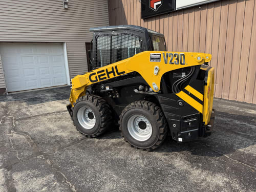 Additional Image for 2025 New Gehl V230 Skidloader