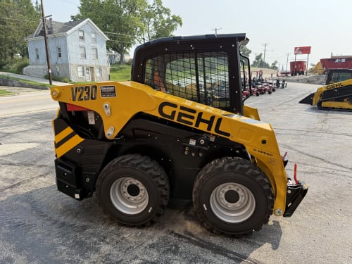 Additional Image for 2025 New Gehl V230 Skidloader