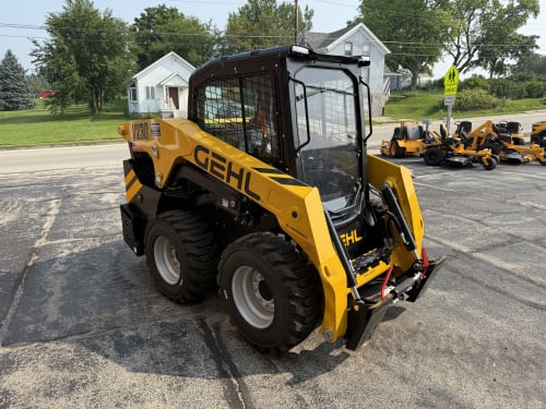 2025 New Gehl V230 Skidloader