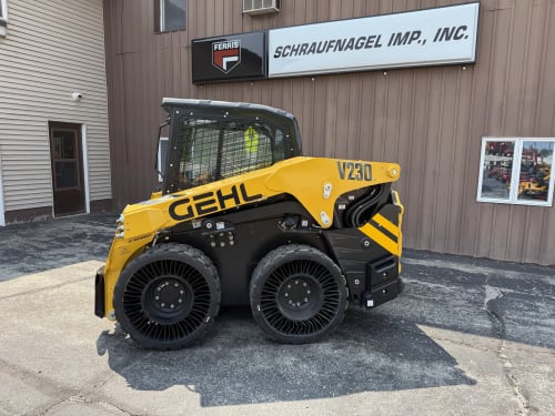 2025 New Gehl V230 w/Tweels