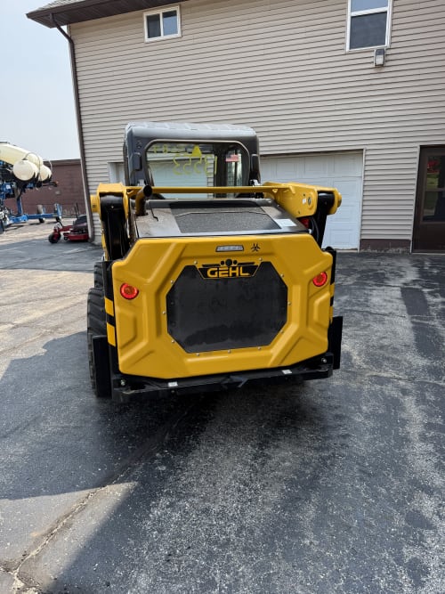Additional Image for 2025 New Gehl V230 w/Tweels