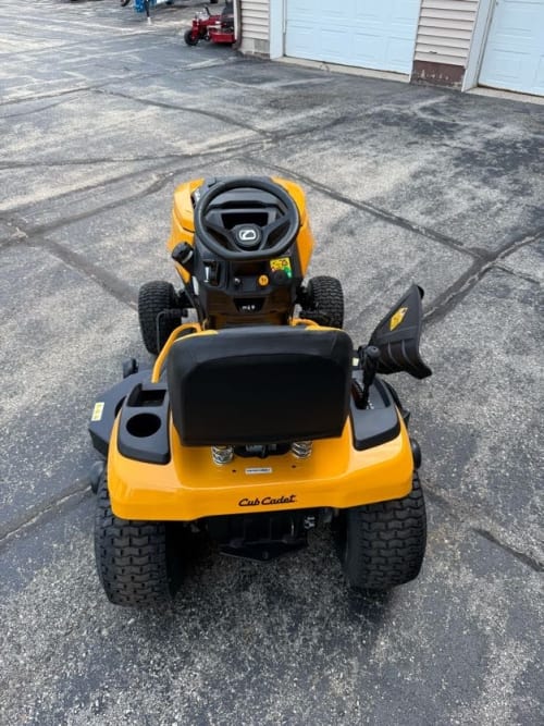 Additional Image for 2025 Cub Cadet XT1 LT50 Fab