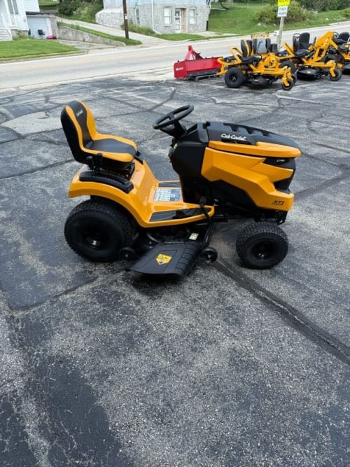 Additional Image for 2025 New Cub Cadet XT1 LT46