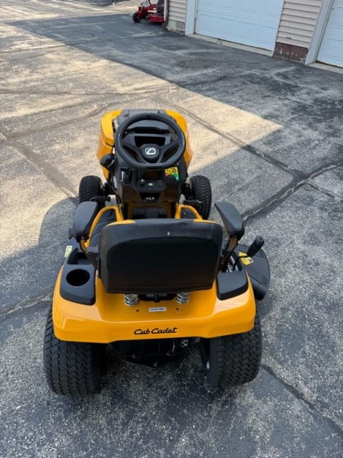 Additional Image for New 2025 Cub Cadet XT2 LX42