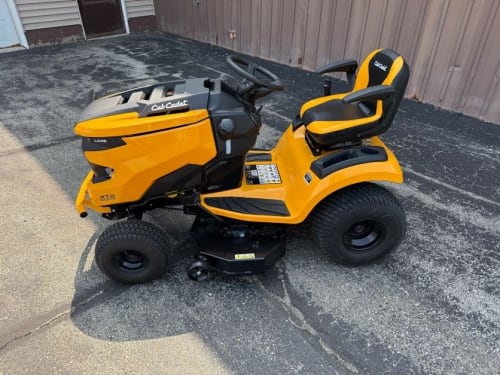 Additional Image for New 2025 Cub Cadet XT2 LX42