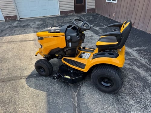 Additional Image for New 2025 Cub Cadet XT2 LX42