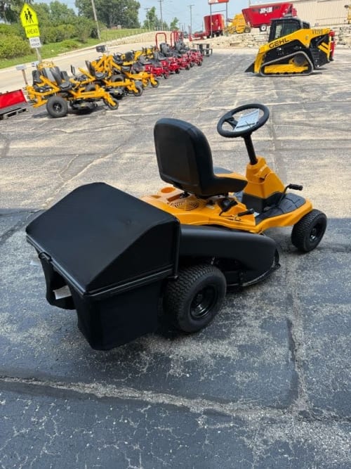 Additional Image for 2025 New Cub Cadet CC30 H and Bagger