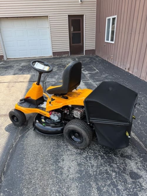 Additional Image for 2025 New Cub Cadet CC30 H and Bagger