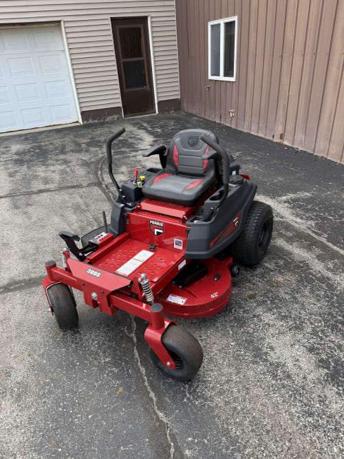 2025 New Ferris 300S 42" Fab Deck
