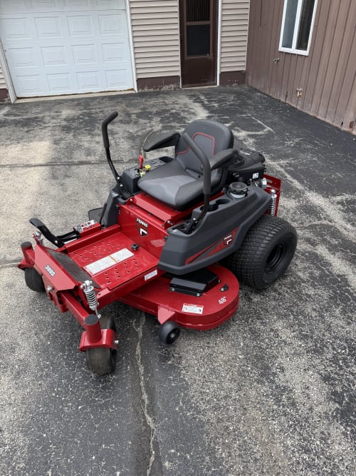 2023 Ferris 300s 48" Fab