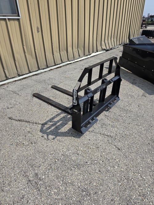 Additional Image for New Manitou Pallet Forks 48" Tines