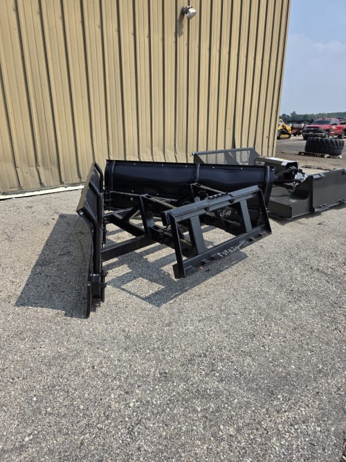 Additional Image for New Forward Farm Lines V-Feed Pusher