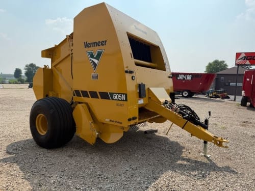 Additional Image for 2025 New Vermeer 605N Baler