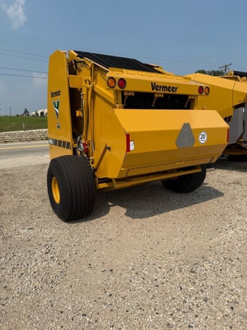 Additional Image for 2025 New Vermeer 605N Baler
