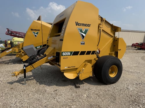 Additional Image for 2025 New Vermeer 605N Baler