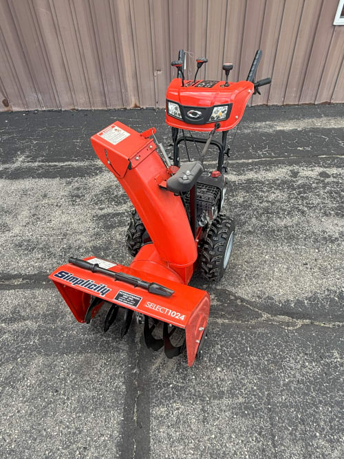 Additional Image for 2019 Simplicity M1024E 24" Two-Stage Snow Blower w/ Electric Start