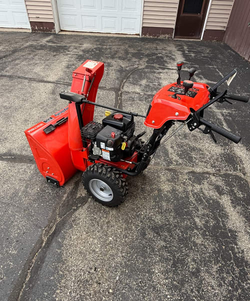 Additional Image for 2019 Simplicity M1024E 24" Two-Stage Snow Blower w/ Electric Start
