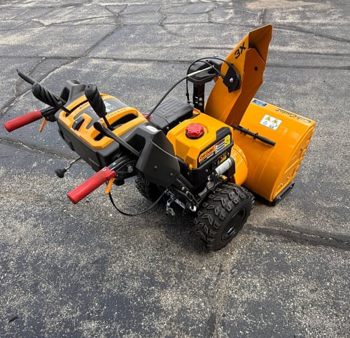 Additional Image for 2025 New Cub Cadet 28" 3X INTELLIPOWER Three-Stage Snow Blower