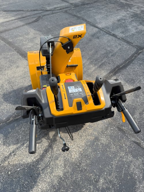 Additional Image for 2025 New Cub Cadet 26" 2X INTELLIPOWER Two-Stage Snow Blower