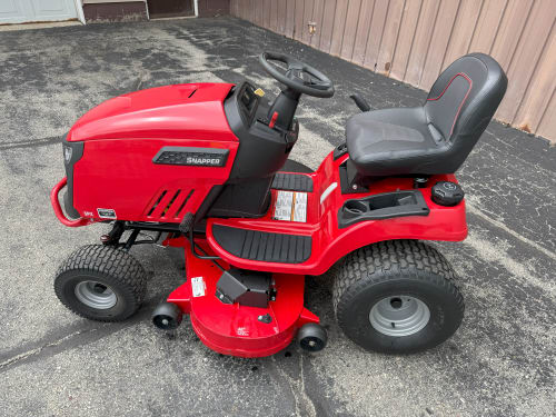 Additional Image for 2022 Snapper SPX 25HP 48" Fab Deck Riding Lawn Mower