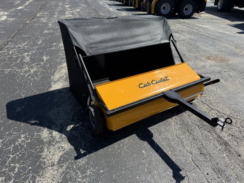 Additional Image for 2025 New Cub Cadet 46" Lawn Sweeper 