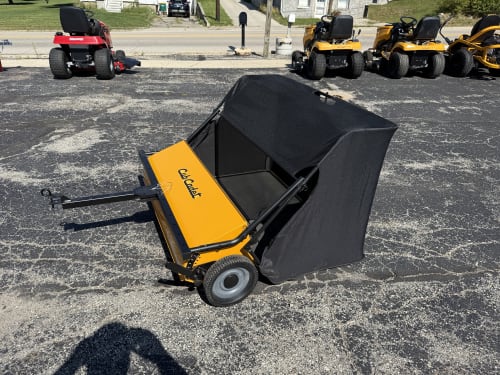 Additional Image for 2025 New Cub Cadet 46" Lawn Sweeper