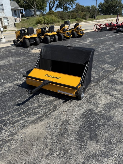 Additional Image for 2025 New Cub Cadet 46" Lawn Sweeper 