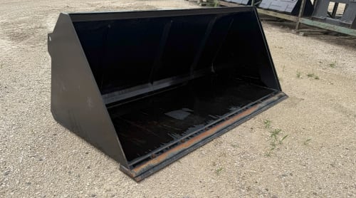 Additional Image for 90" Manitou Heavy Duty Dirt/ Construction Bucket