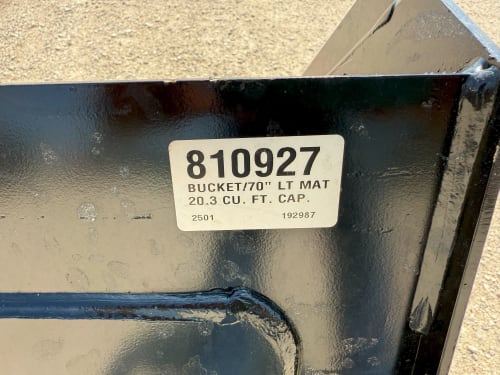 Additional Image for 70" Manitou Heavy Duty Dirt/ Construction Bucket