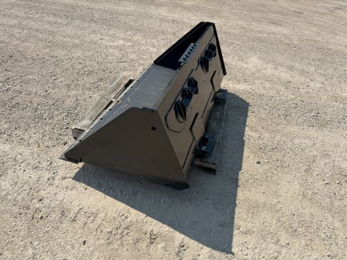 Additional Image for 70" Manitou Heavy Duty Dirt/ Construction Bucket