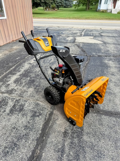 Additional Image for 2025 New Cub Cadet 24" 2X Two-Stage Snow Blower