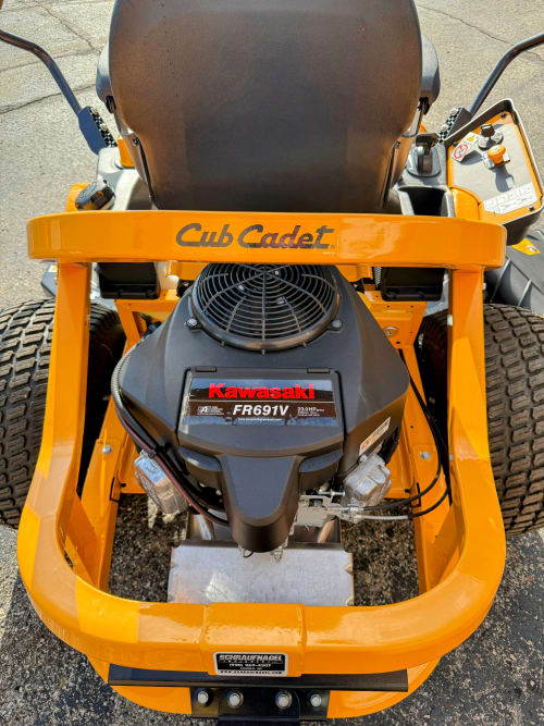 Additional Image for 2025 New Cub Cadet ZT2 54" Fab