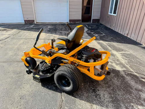 Additional Image for 2025 New Cub Cadet ZT2 54" Fab